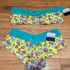 Flowery Lingerie Set Size M
